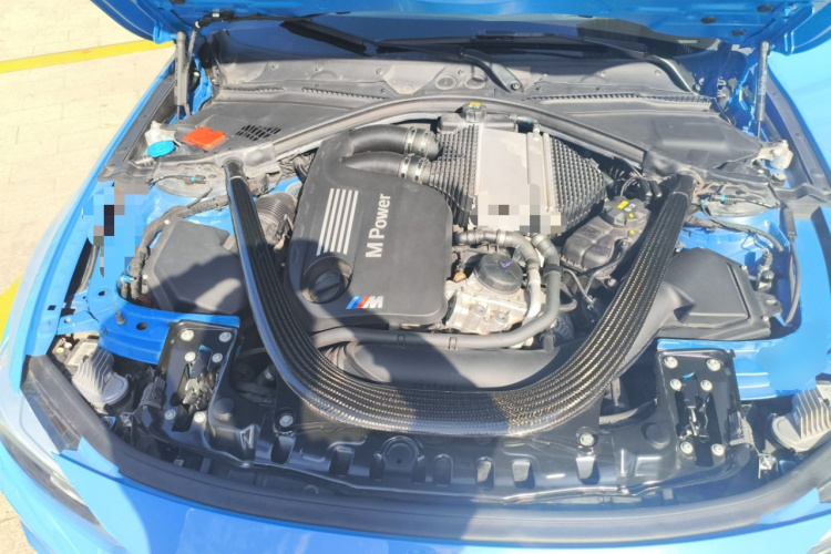 宝马M4 2018款 M4敞篷轿跑车车迷限量版局部细节24