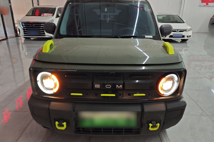 吉利银河 2024款 200km 熊猫骑士车身外观2