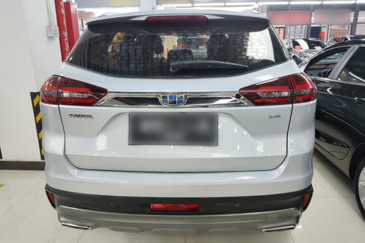 吉利汽车 博越 2018款 1.8TD 自动两驱智雅型车身外观6