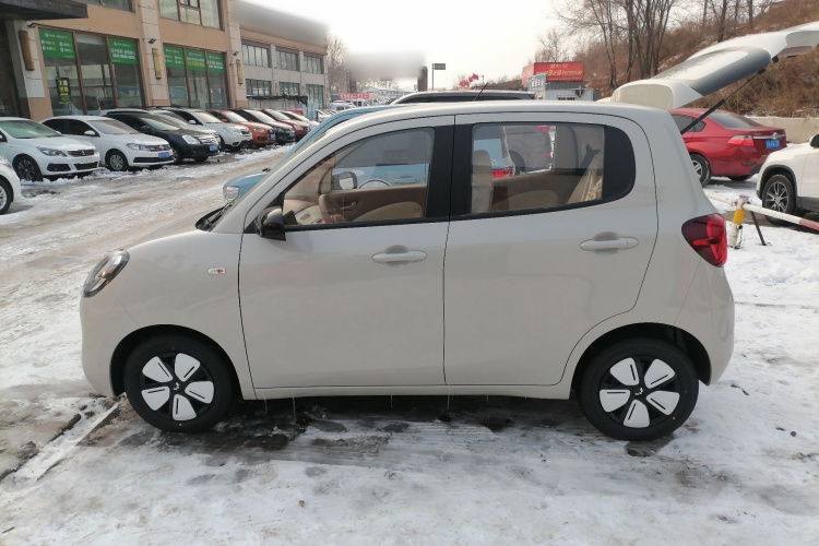 五菱汽车 宏光MINIEV 2025款 四门版 进阶款车身外观4