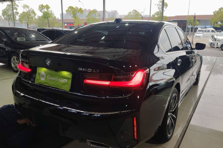 宝马3系 2023款 320Li M运动套装车身外观6005