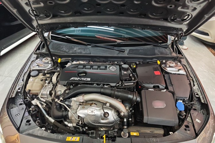 奔驰A级AMG(进口) 2020款 改款 AMG A 35 4MATIC机舱底盘24