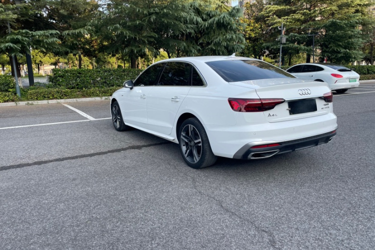 奥迪A4L 2020款 40 TFSI 时尚动感型车身外观6004