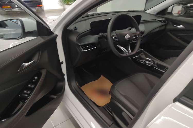 别克 威朗 2023款 Pro 乐享版中控内饰7003