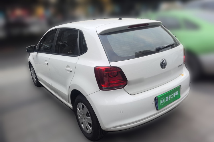 大众 Polo 2013款 1.4L 手动风尚版车身外观5