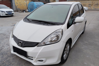 本田 飞度 2011款 1.3L 手动舒适版