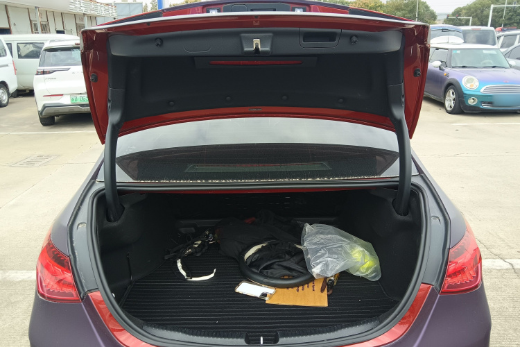 奔驰C级 2022款 改款 C 200 L 运动版局部细节23