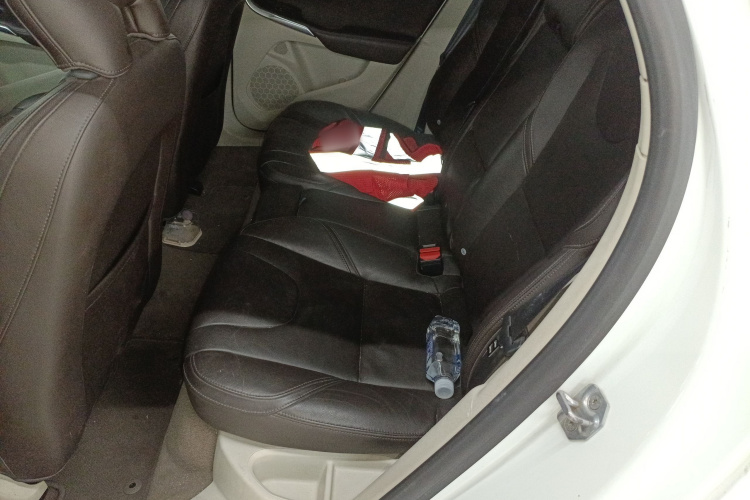 沃尔沃V40 2015款 1.6T 智雅版中控内饰7004