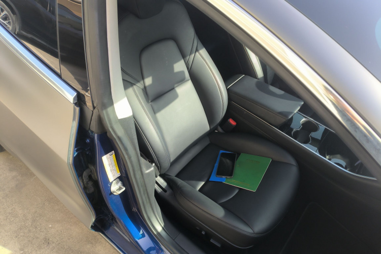 特斯拉 Model 3(进口) 2019款 长续航全轮驱动版局部细节41