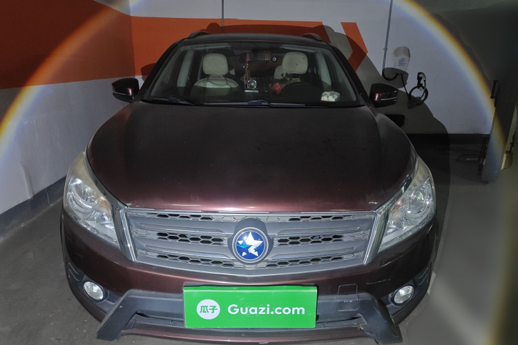 启辰T70 2015款 2.0L 手动睿趣版车身外观2