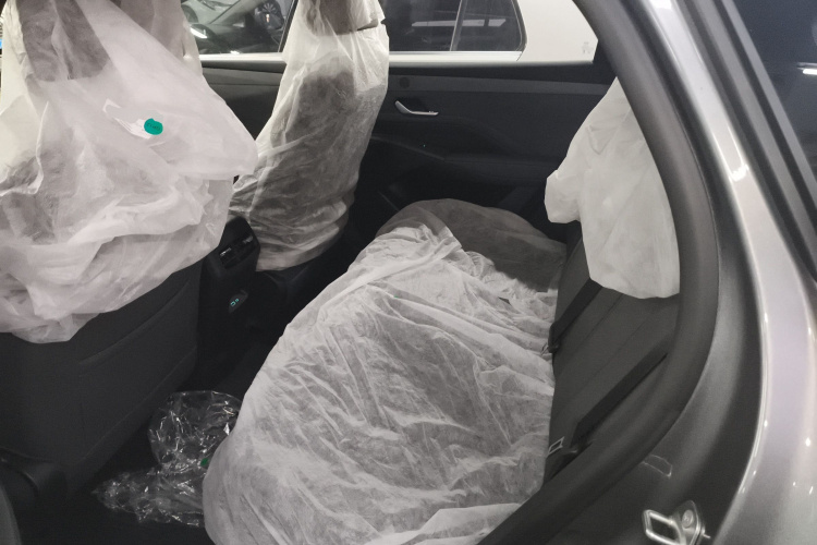 比亚迪 秦PLUS 2025款 DM-i 智驾版 128KM进取型中控内饰21