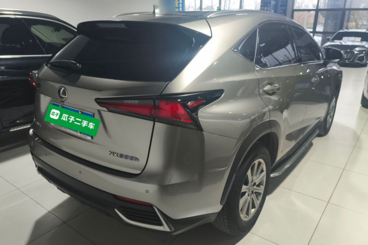雷克萨斯NX 2020款 300h 前驱 锋尚版 国VI车身外观7