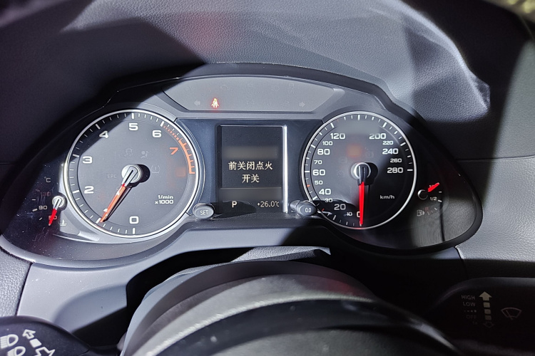 奥迪Q5 2015款 40 TFSI 技术型局部细节14