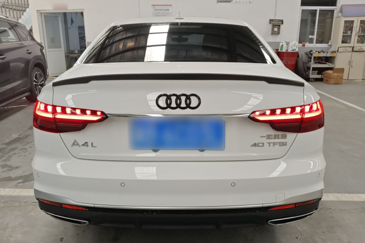 奥迪A4L 2023款 40 TFSI 时尚动感型车身外观6