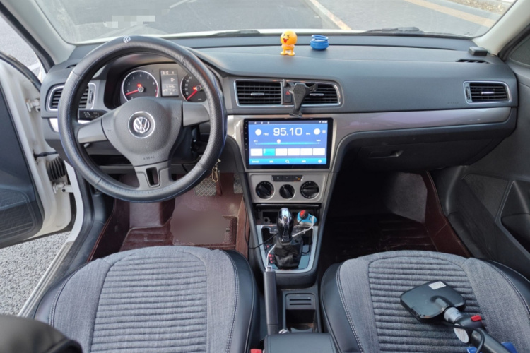 大众 朗逸 2013款 改款经典 1.6L 自动舒适版中控内饰12