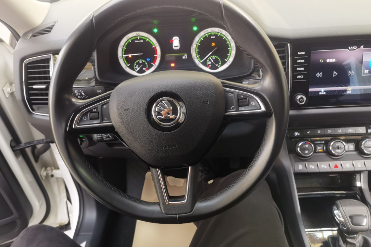 斯柯达 柯迪亚克 2018款 TSI380 7座四驱旗舰版中控内饰13