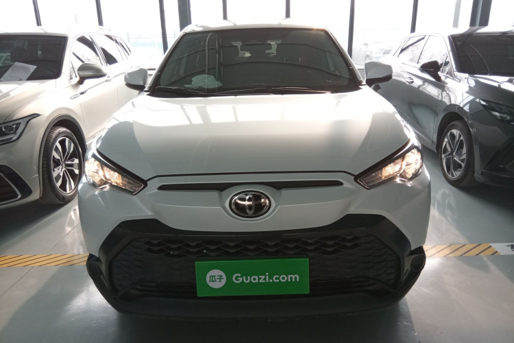 丰田 锋兰达 2023款 2.0L CVT领先版车身外观2