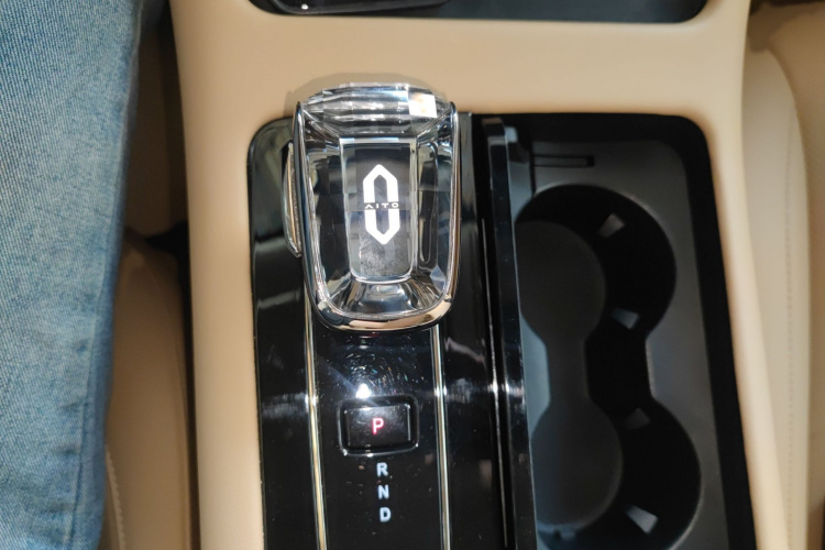 鸿蒙智行 问界M7 2022款 1.5T 四驱豪华版局部细节18