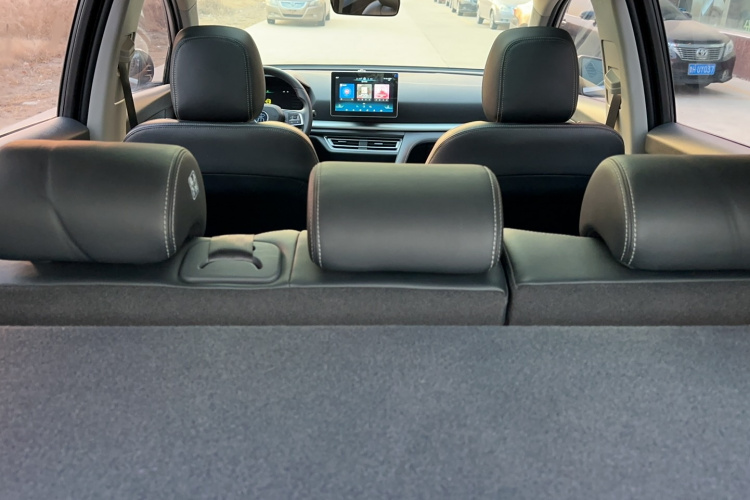 比亚迪 宋Pro 2019款 1.5T 自动精英型中控内饰7011