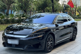 比亚迪 汉 2022款 EV 创世版 610KM四驱尊享型