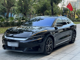 比亚迪 汉 2022款 EV 创世版 610KM四驱尊享型