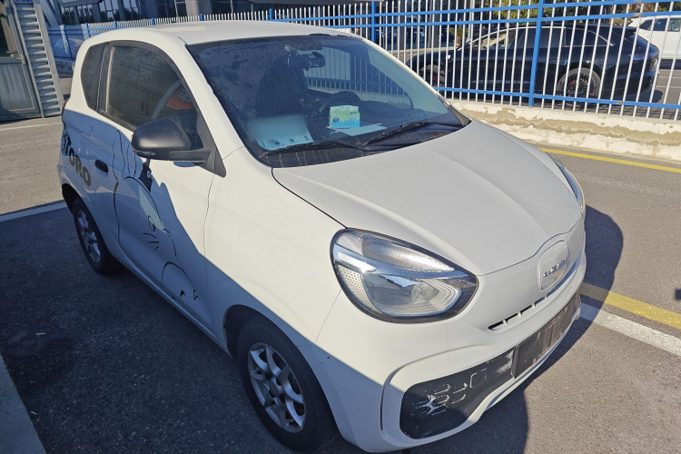 荣威 科莱威CLEVER 2022款 311km元气啵啵版车身外观3