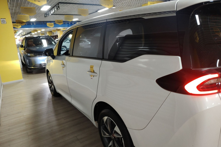 广汽传祺 传祺M6 2023款 PRO 270T DCT豪华版车身外观6003