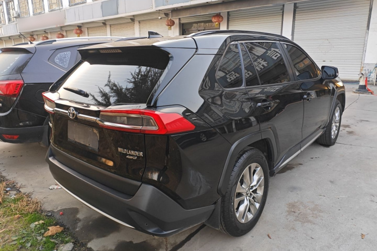 丰田 威兰达 2022款 2.0L CVT四驱豪华PLUS版车身外观7