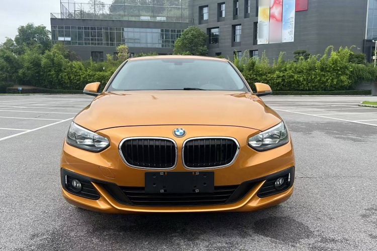 宝马1系 2017款 118i 时尚型车身外观6001