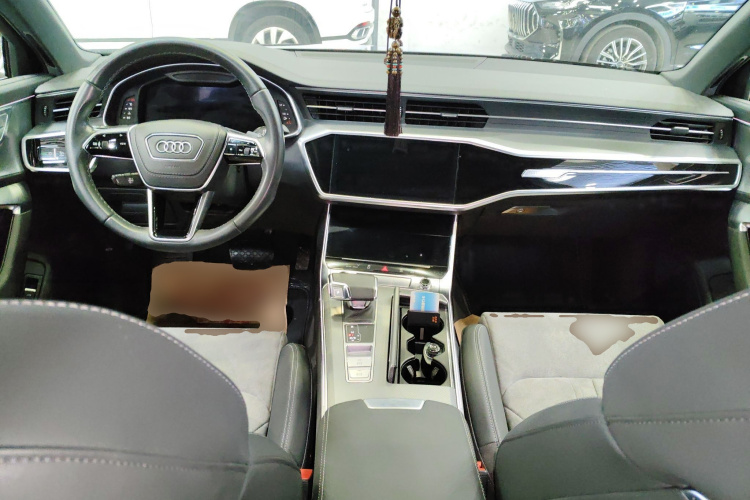 奥迪A6L 2023款 改款 40 TFSI 豪华动感型中控内饰12