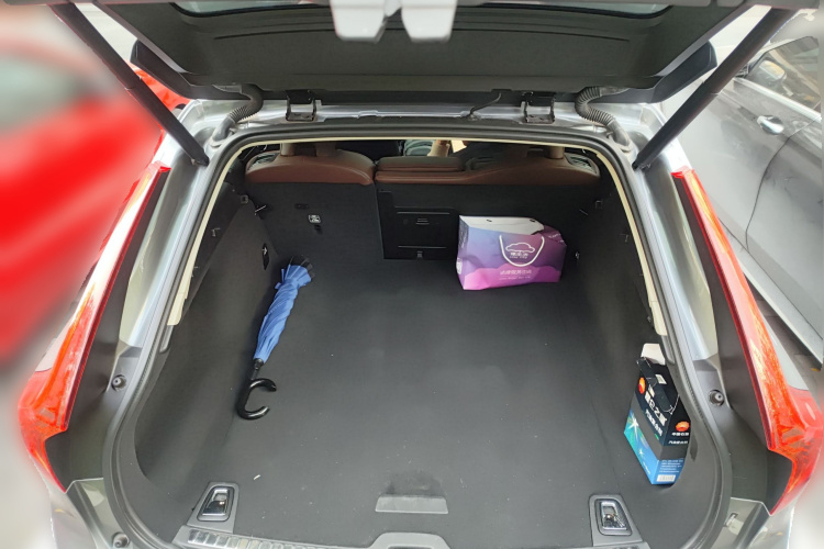 沃尔沃V90 2020款 Cross Country T5 AWD 智尊版局部细节23