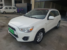 三菱 劲炫ASX 2013款 2.0L CVT四驱旗舰版