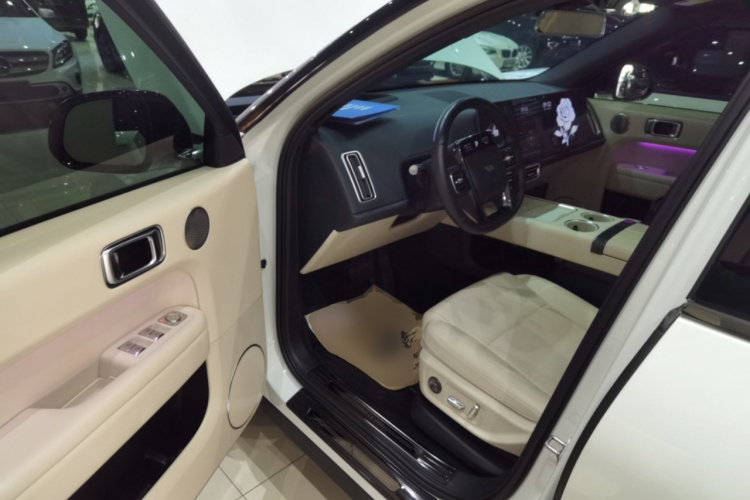 理想汽车 理想L6 2024款 Pro中控内饰20