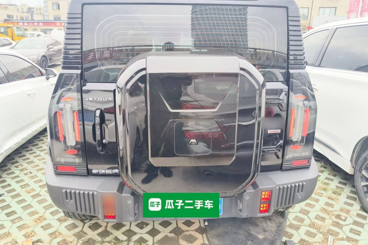 捷途旅行者 2023款 2.0T 四驱穿越PRO车身外观6