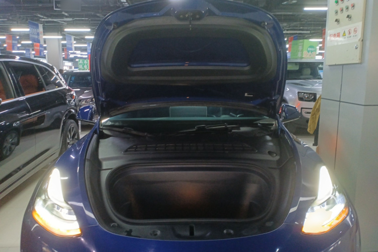 特斯拉 Model Y 2022款 改款 后轮驱动版局部细节24