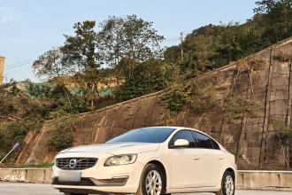 沃尔沃S60 2015款 S60L 2.0T 智行版