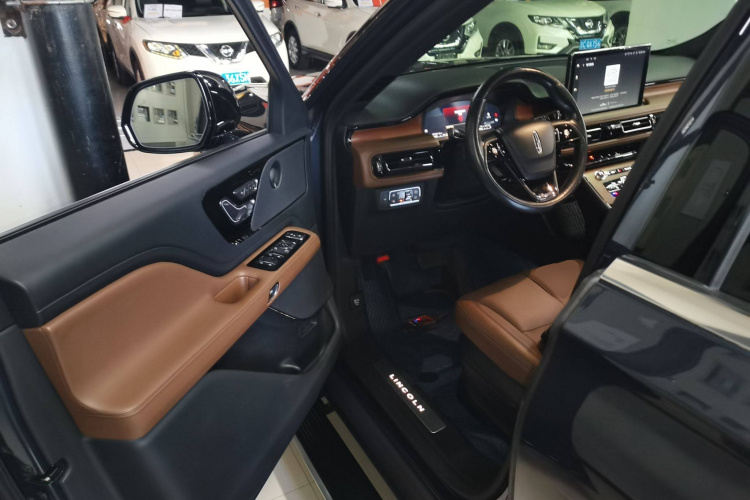 林肯 飞行家 2022款 3.0T V6 四驱尊雅版中控内饰20