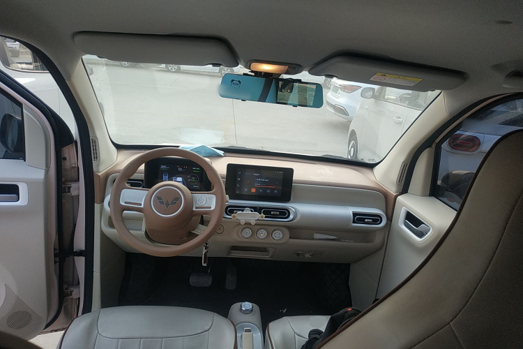 五菱汽车 宏光MINIEV 2024款 第三代 215km 进阶版中控内饰12