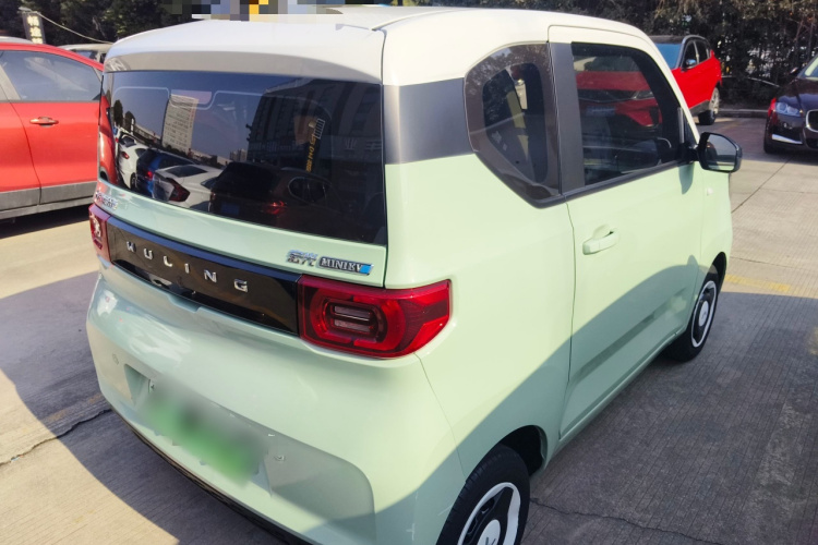 五菱汽车 宏光MINIEV 2021款 马卡龙臻享款 磷酸铁锂车身外观7