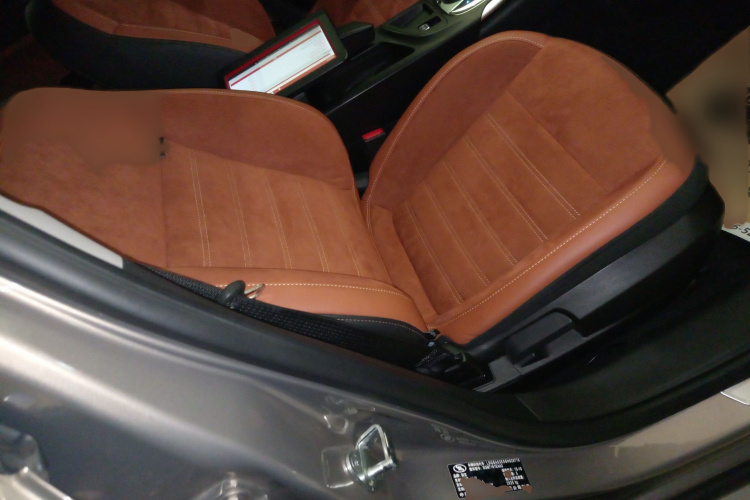 别克 君威 2015款 1.6T 精英技术型局部细节41