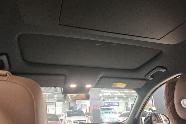 理想汽车 理想L9 2025款 Ultra 智能焕新版中控内饰22