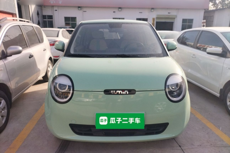 长安启源 长安Lumin 2022款 155km 清甜款车身外观2