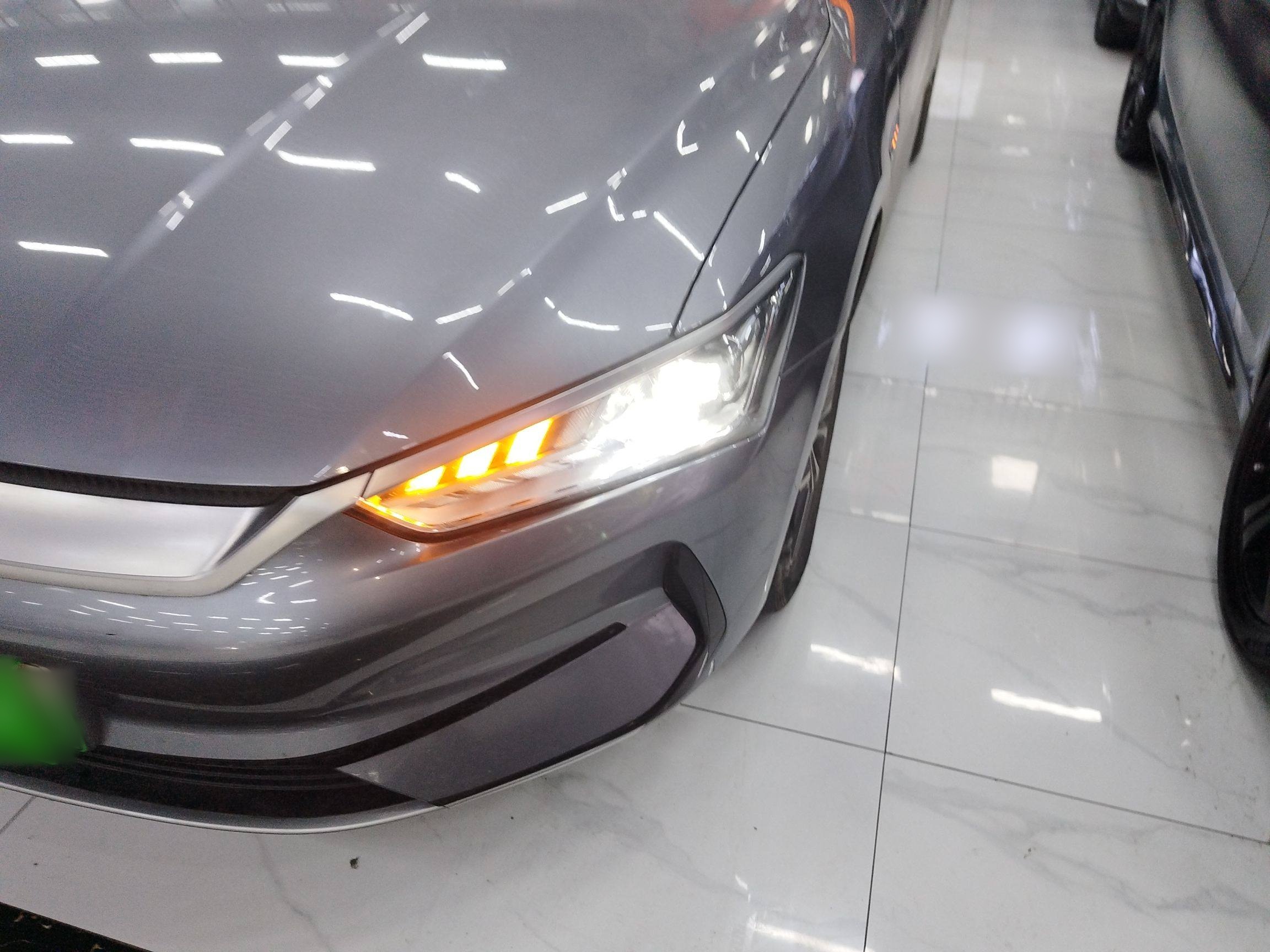 比亚迪 秦PLUS 2021款 EV 400KM 豪华型