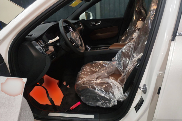 沃尔沃XC60 2025款 B5 四驱智远豪华版中控内饰19