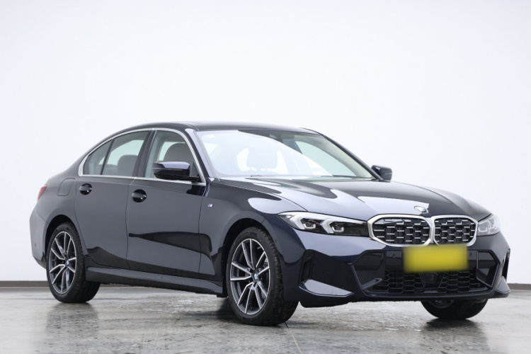 宝马3系 2025款 325i M运动套装车身外观6002