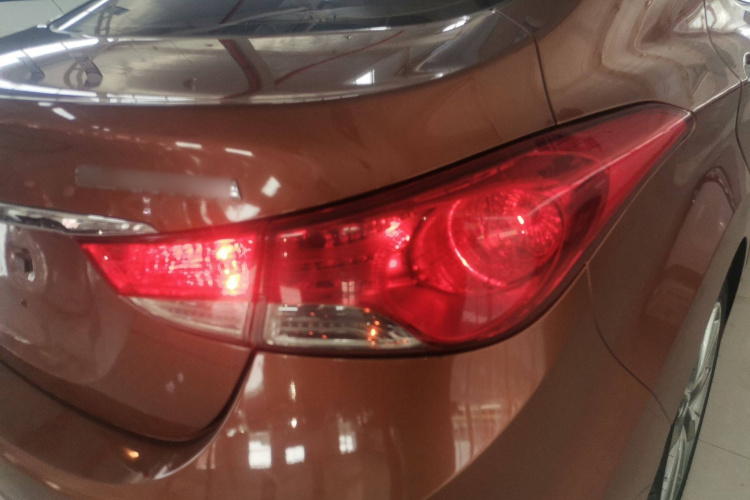 现代 朗动 2015款 1.6L 自动领先型车身外观6006