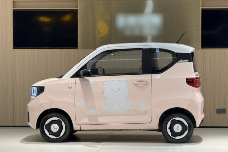 五菱汽车 宏光MINIEV 2021款 马卡龙臻享款 三元锂车身外观6006