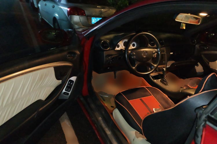 奔驰CLK级 2006款 CLK 200K 双门轿跑车中控内饰20