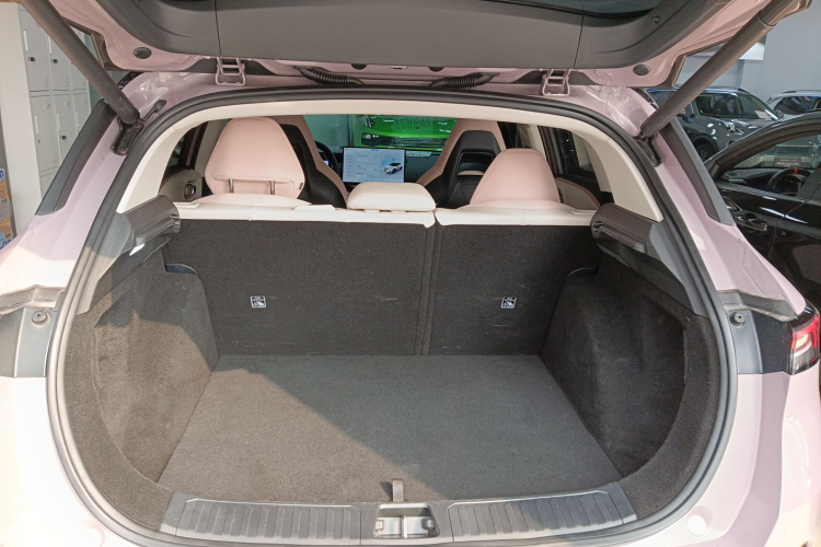 领克06 2025款 Shero 1.5T 紫色特别版局部细节23