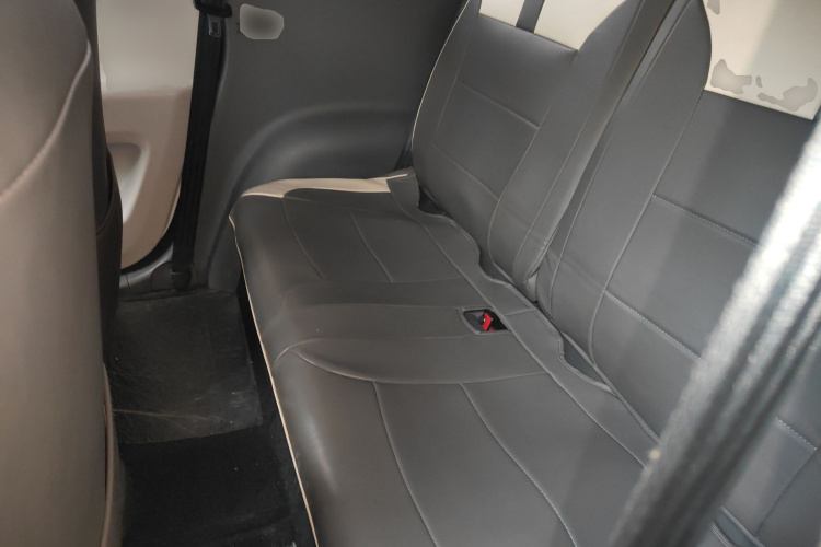 长安启源 长安Lumin 2022款 210km 香甜款中控内饰21